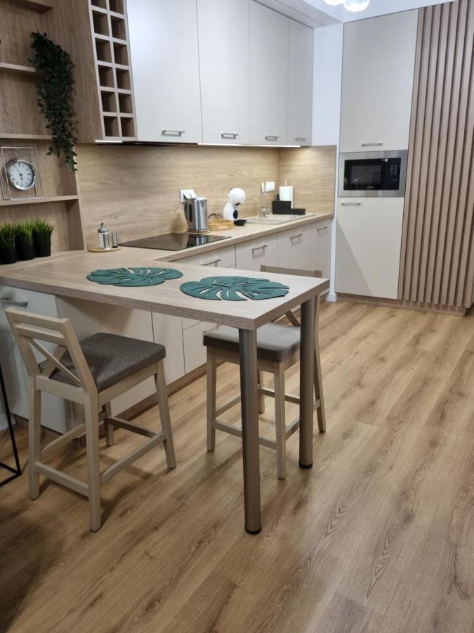 Apartament Sloneczny -Sciegiennego Kielce Luaran gambar