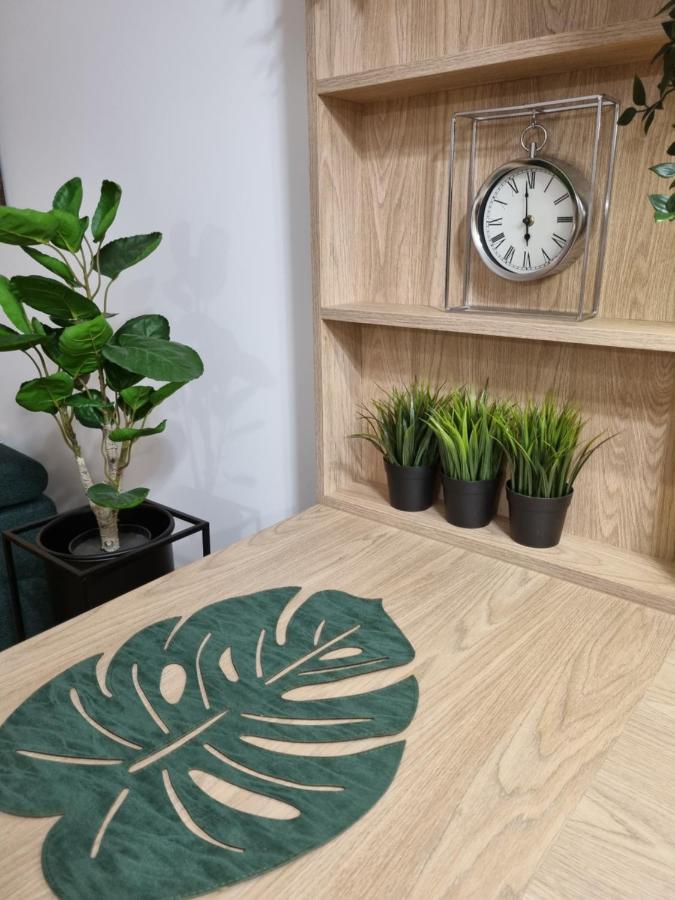 Apartament Sloneczny -Sciegiennego Kielce Luaran gambar